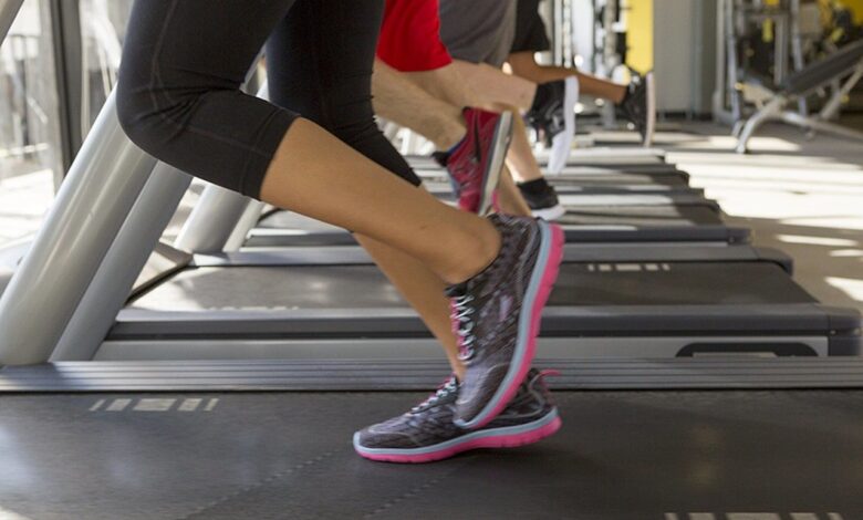 brisk walking shoes